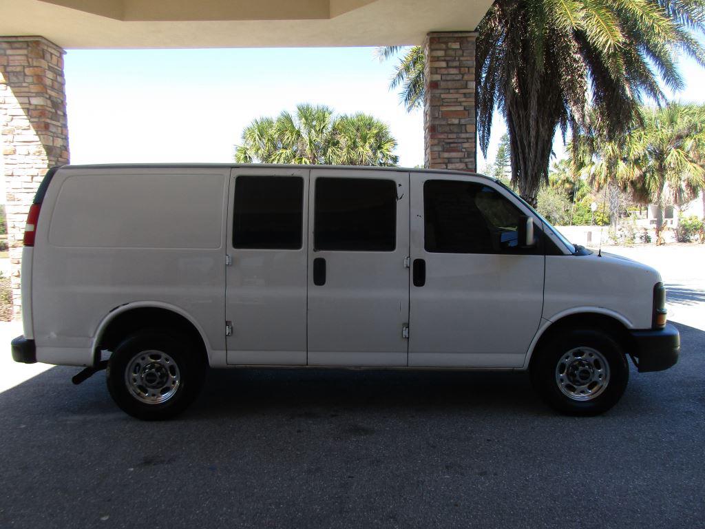 2008 Chevrolet Express - $8,900