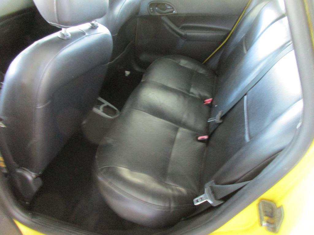 2005 Ford Focus - $3,900