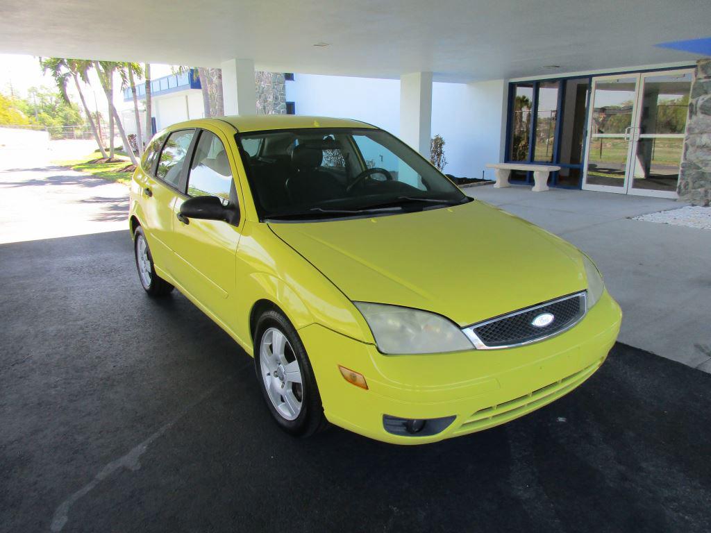 2005 Ford Focus - $3,900