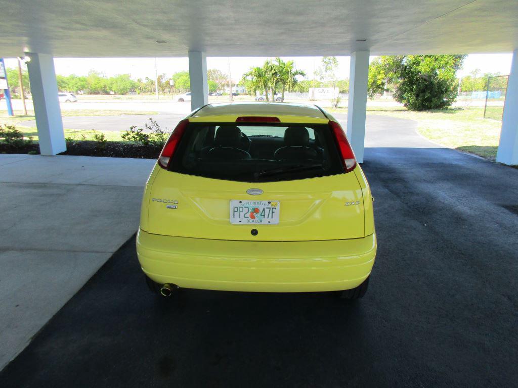 2005 Ford Focus - $3,900
