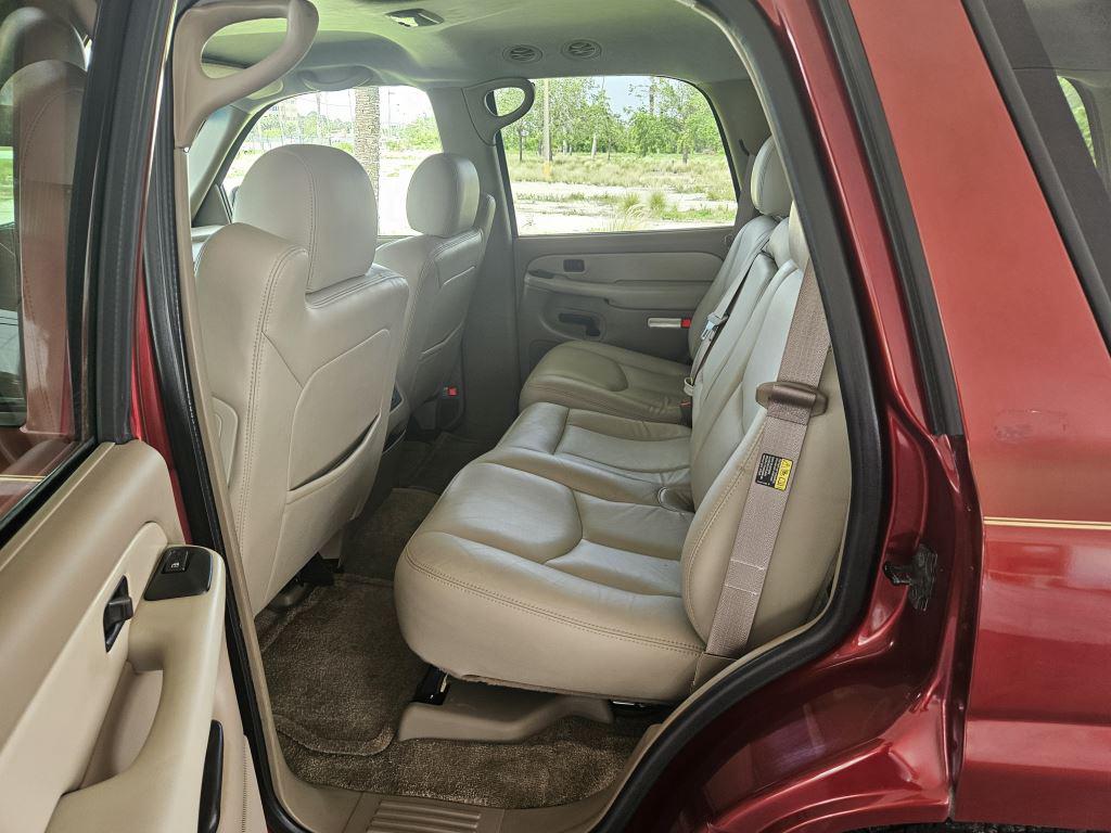 2003 Chevrolet Tahoe photo