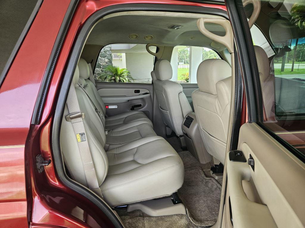2003 Chevrolet Tahoe photo