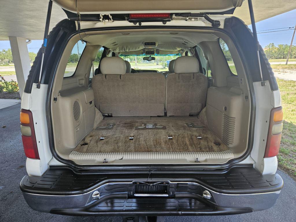 2001 Chevrolet Tahoe LS photo
