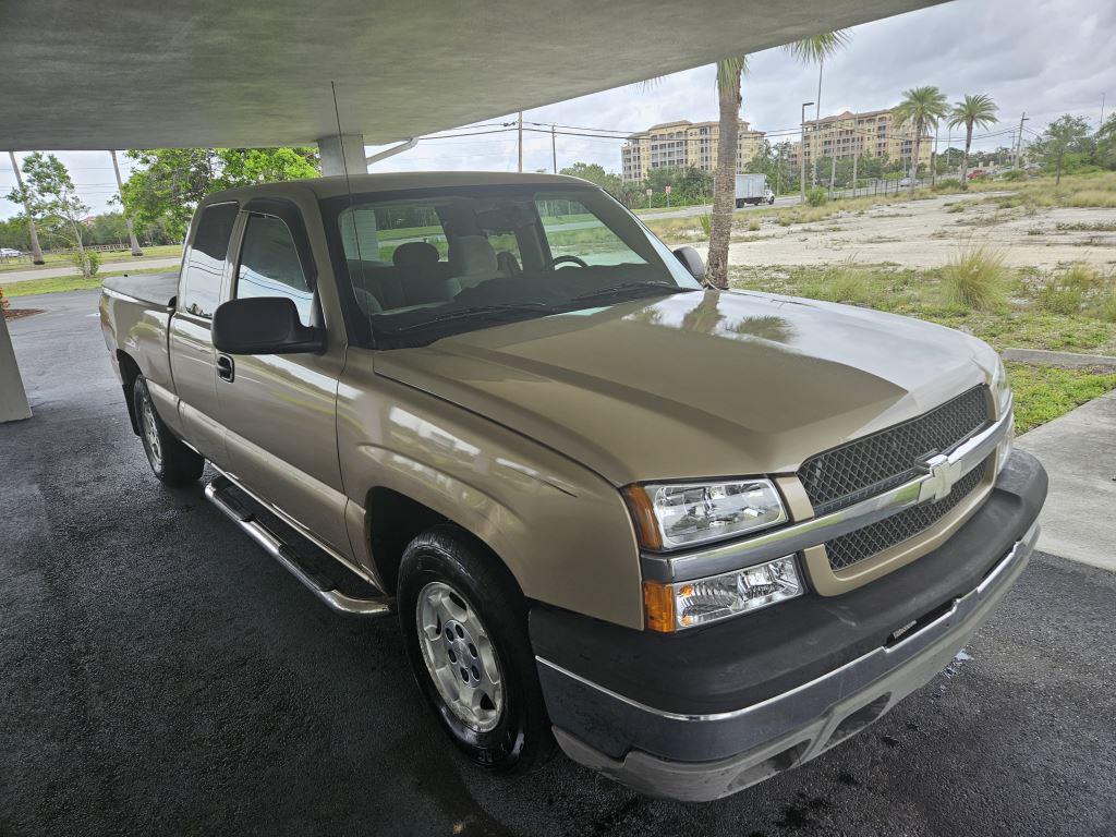 2004 Chevrolet Silverado 1500 Work Truck photo