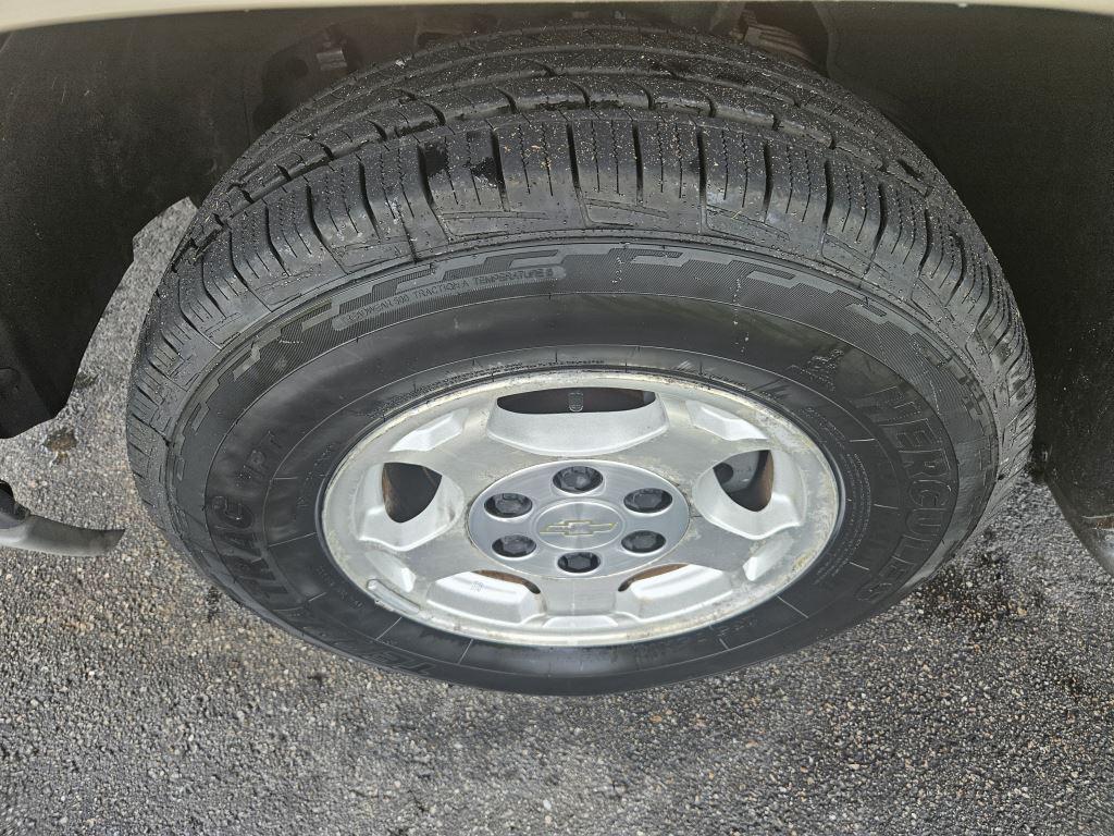 2004 Chevrolet Silverado 1500 Work Truck photo