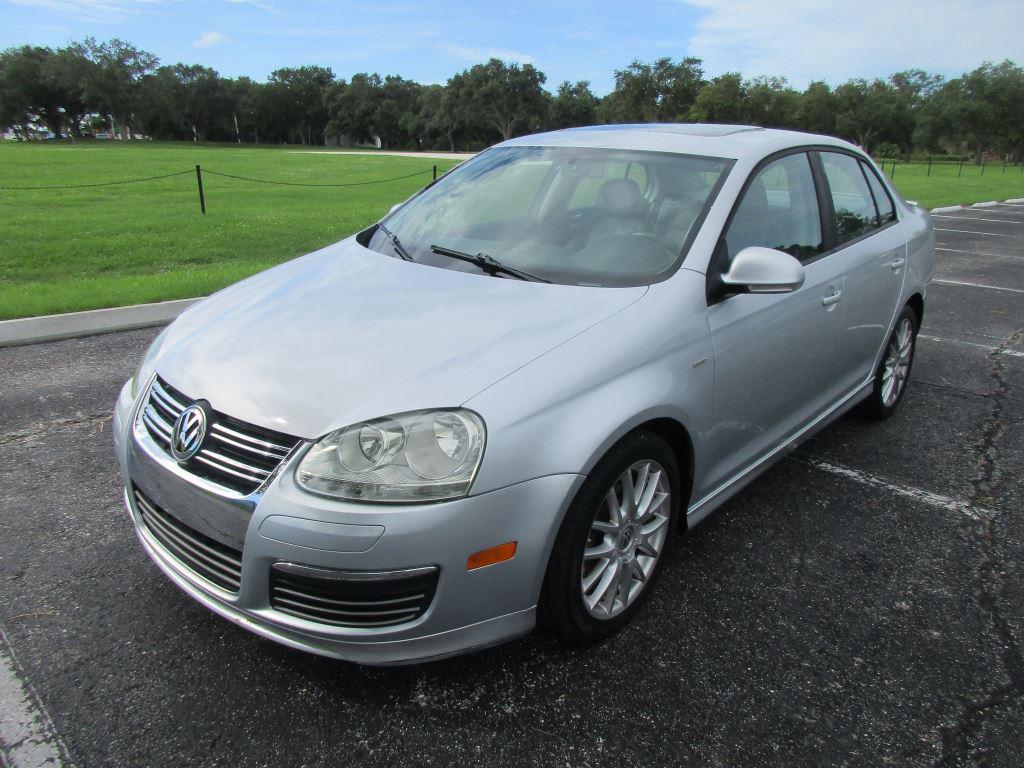 2008 Volkswagen Jetta - $5,900