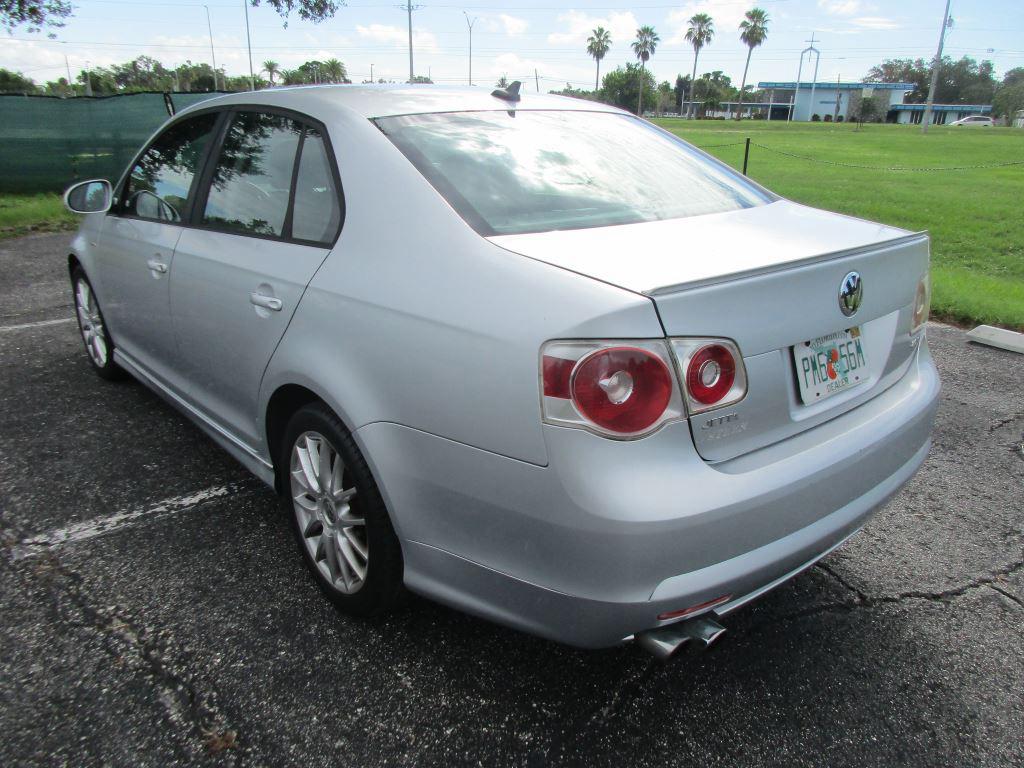 2008 Volkswagen Jetta - $5,900