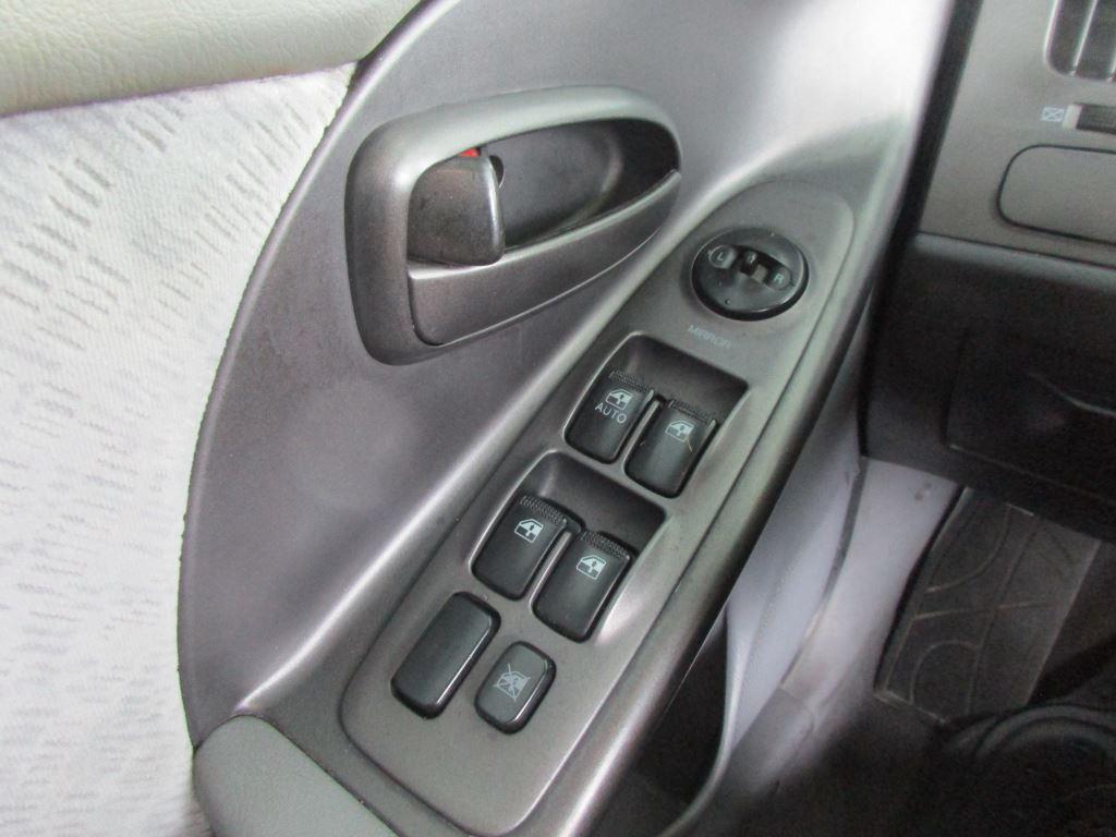 2004 Hyundai Elantra - $4,900