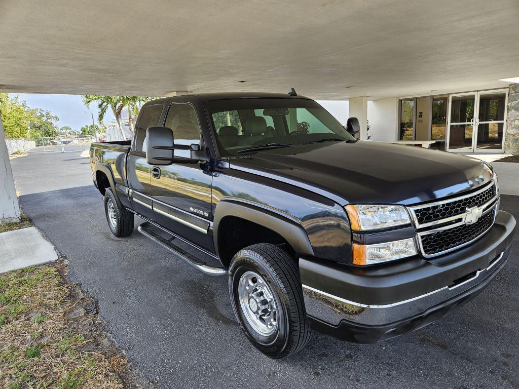 2006 Chevrolet RSX Work Truck photo