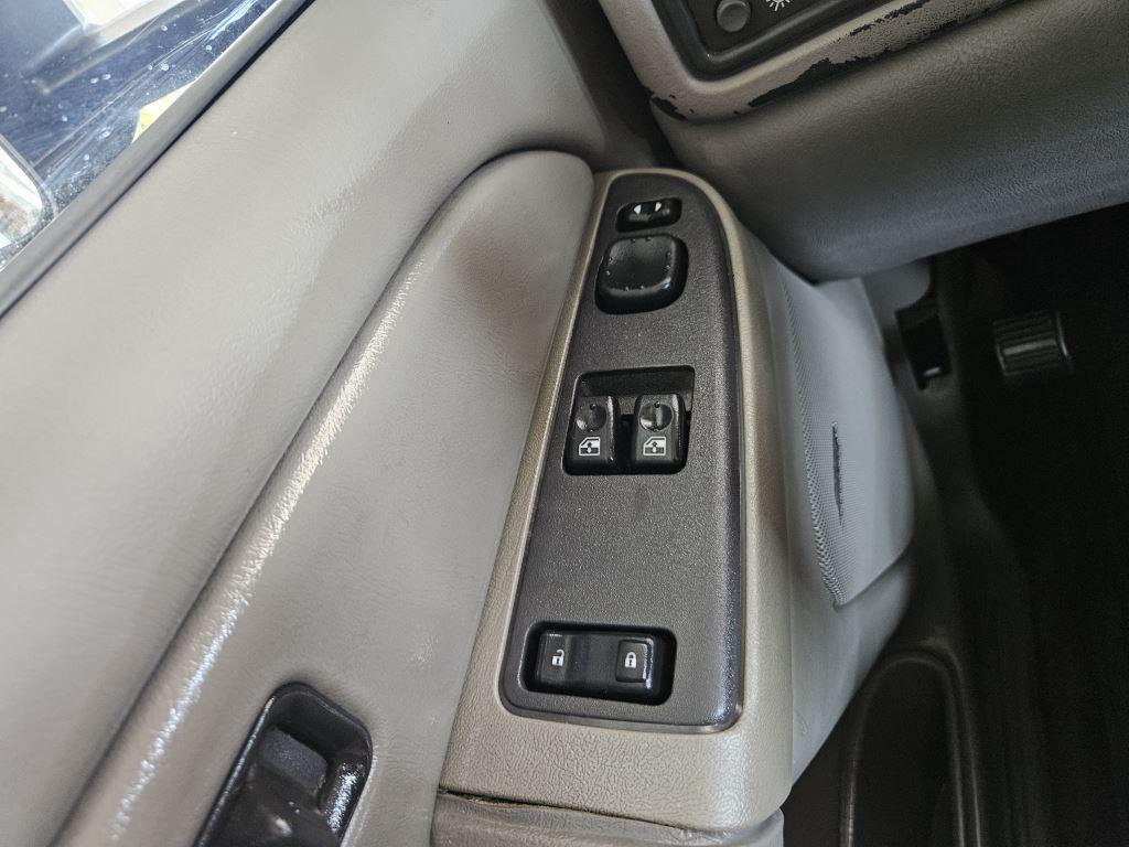 2006 Chevrolet RSX Work Truck photo