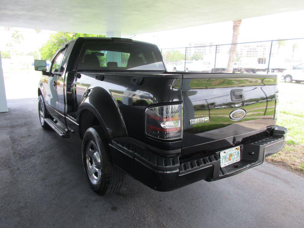 2005 Ford F150 - $6,900
