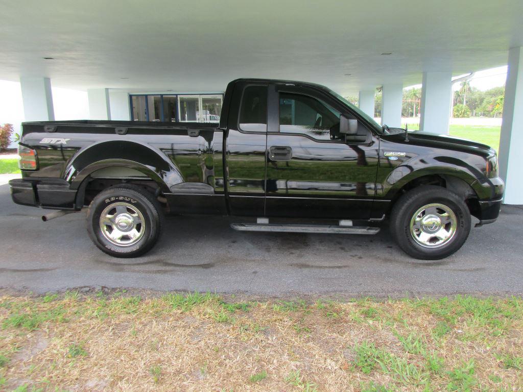 2005 Ford F150 - $6,900