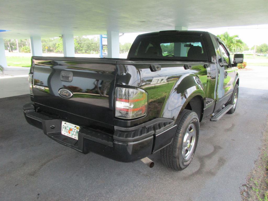 2005 Ford F150 - $6,900