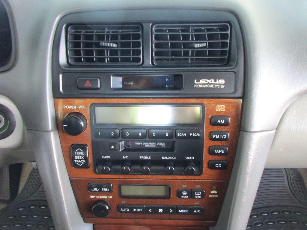 2001 Lexus ES - $2,900
