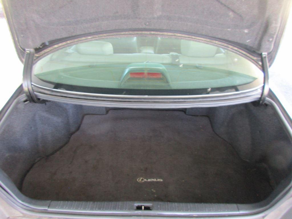 2001 Lexus ES - $2,900