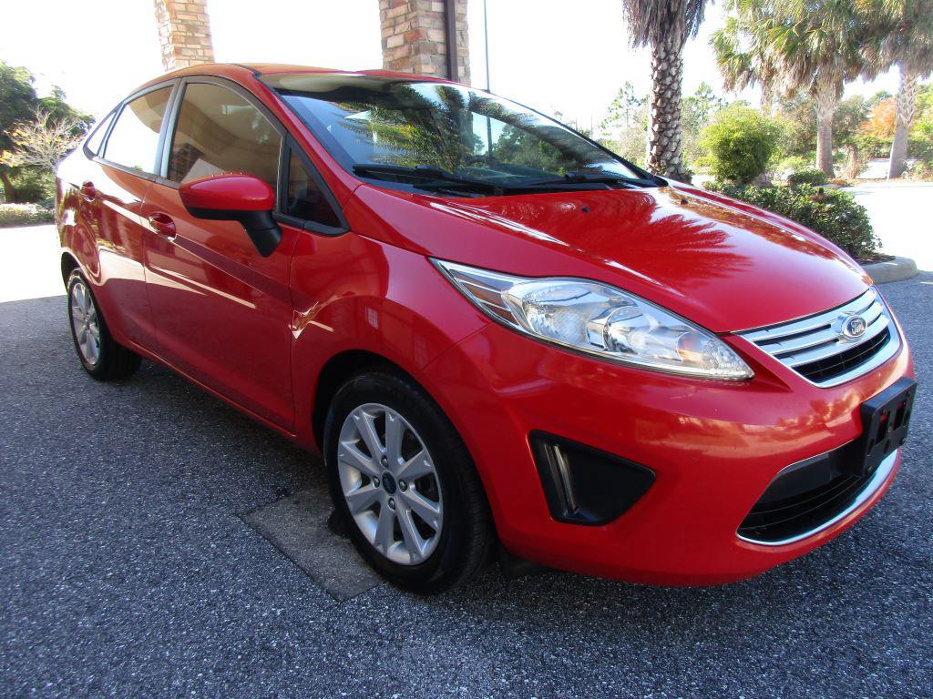 2012 Ford Fiesta - $5,900