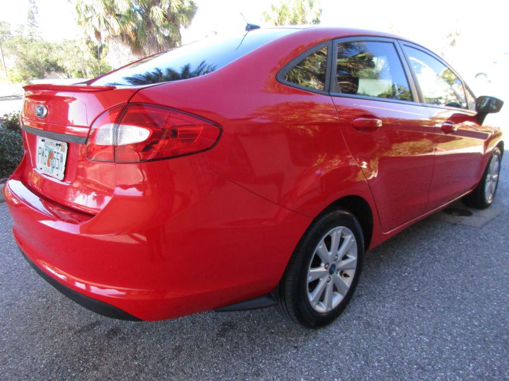 2012 Ford Fiesta - $5,900