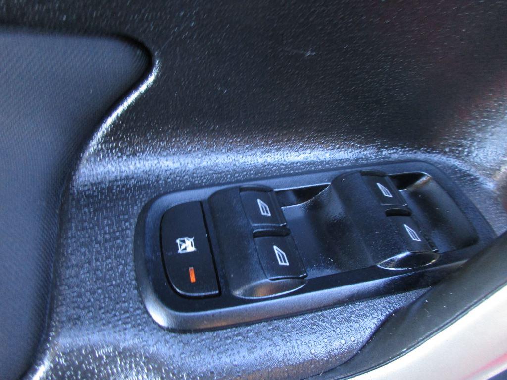 2012 Ford Fiesta - $5,900