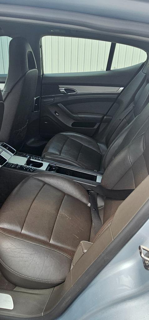 2014 Porsche Panamera 4S photo