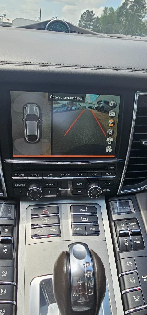 2014 Porsche Panamera 4S photo
