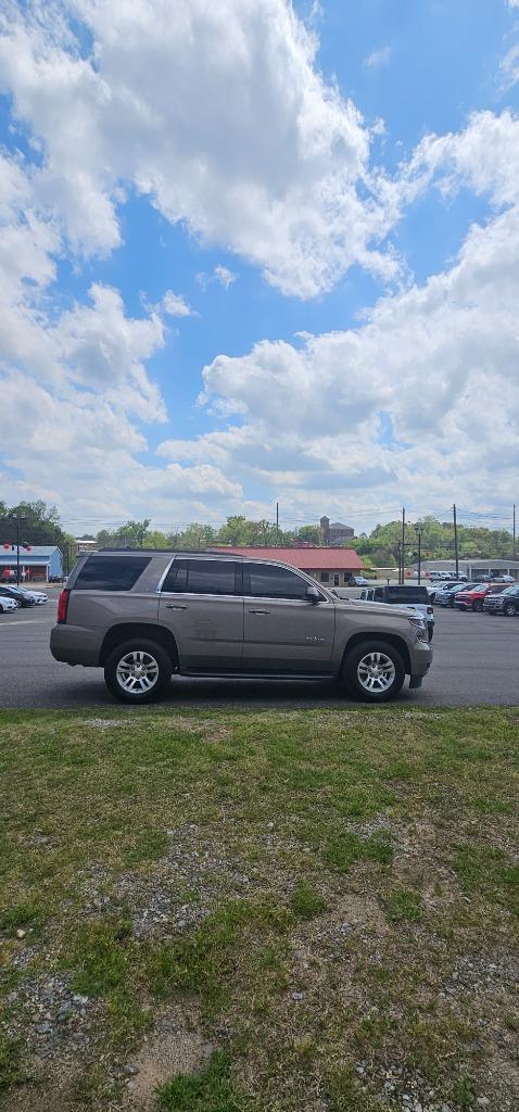 2018 Chevrolet Tahoe LT photo