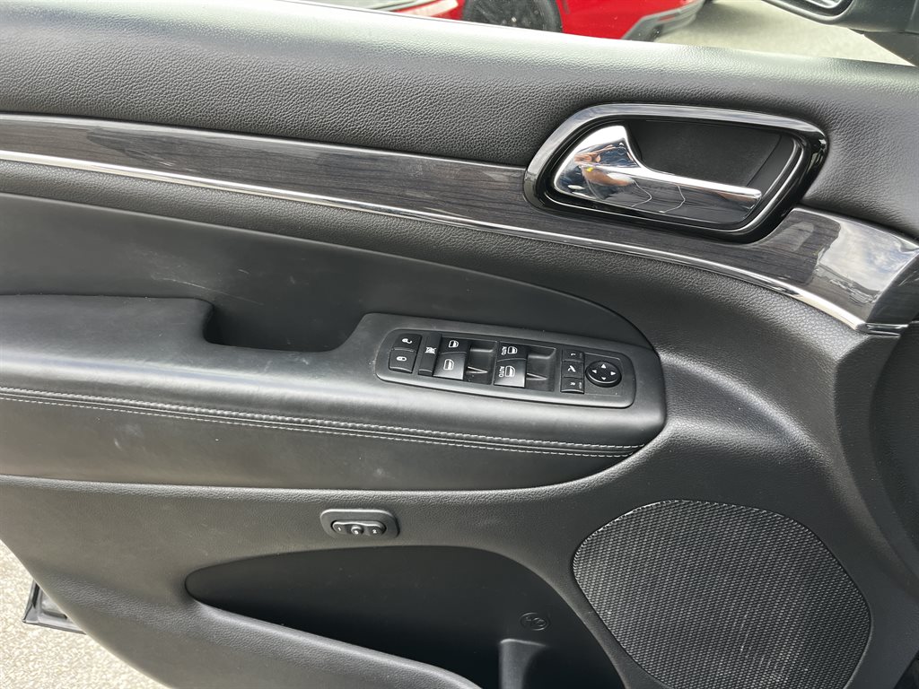 2019 Jeep Cherokee - $25,225