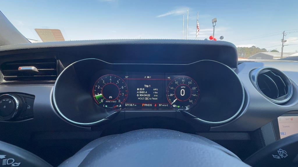 2022 Ford Mustang - $23,025
