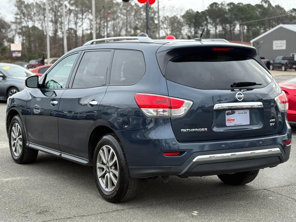 2015 Nissan Pathfinder - $8,995