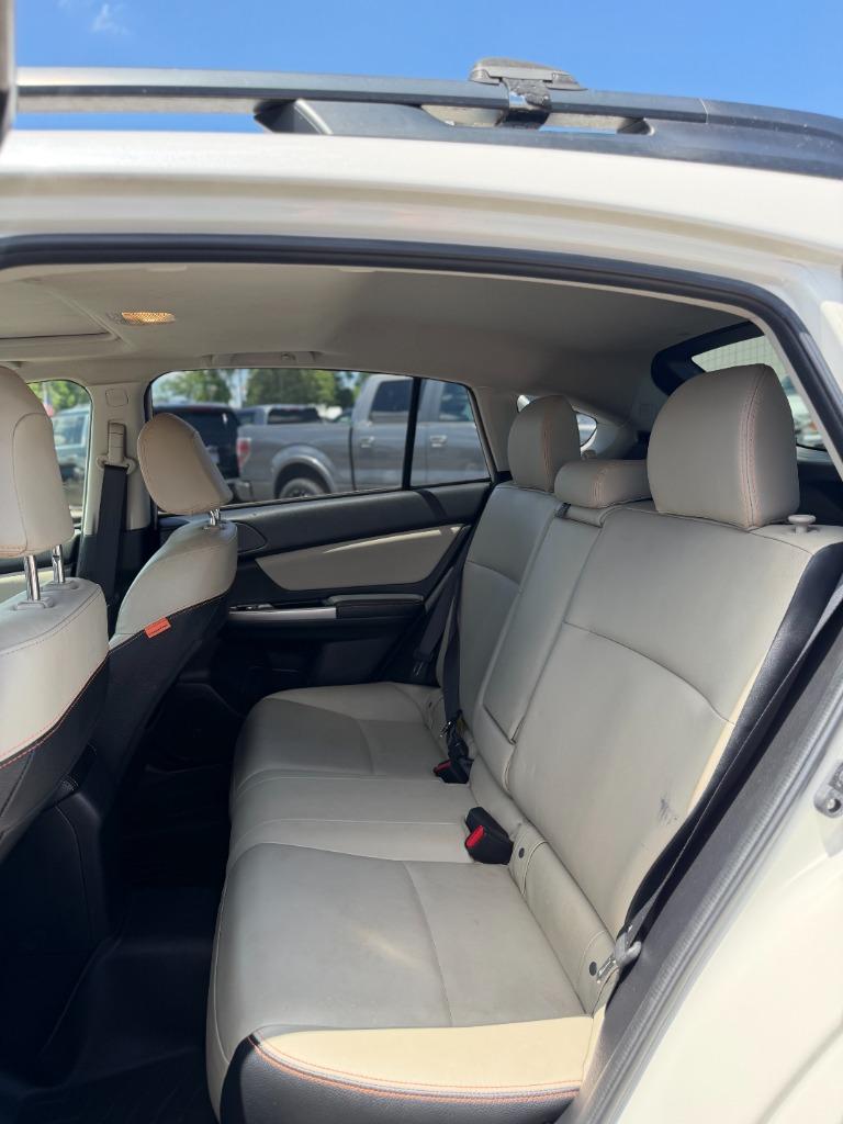 2016 Subaru Crosstrek - $17,225