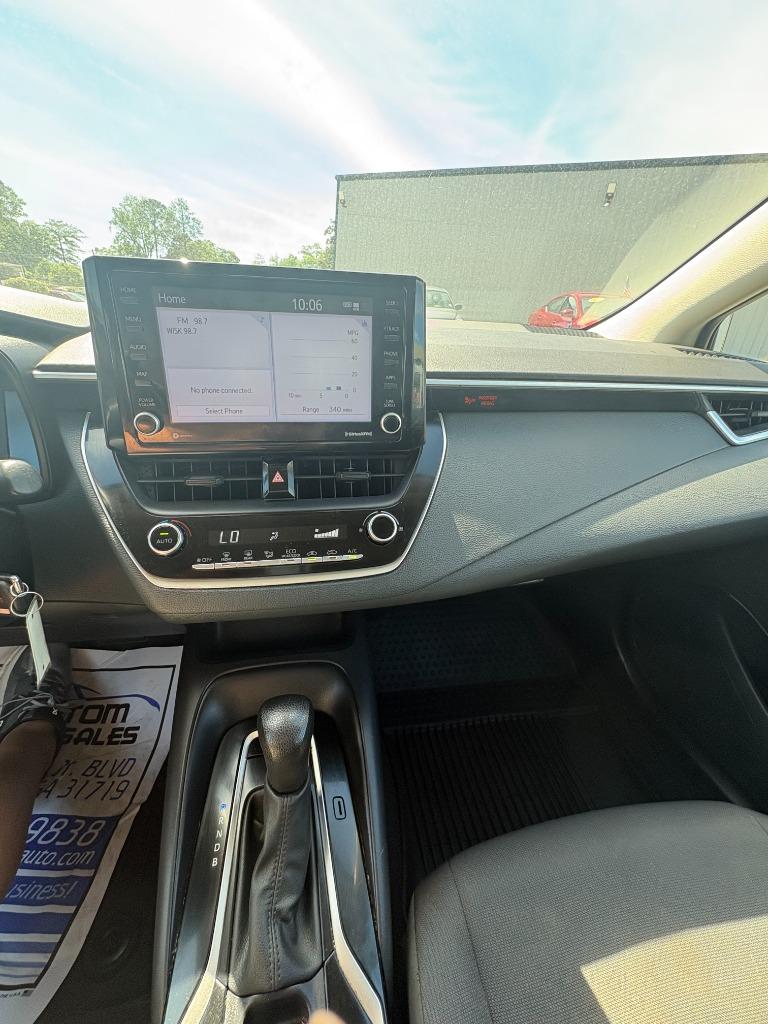 2022 Toyota Corolla - $18,150