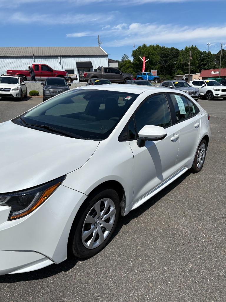 2022 Toyota Corolla - $18,150