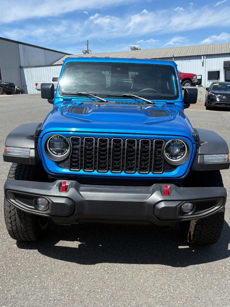 2024 Jeep Wrangler - $39,675