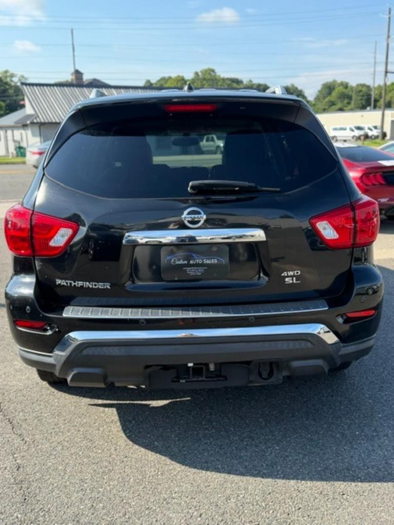 2017 Nissan Pathfinder - $9,899