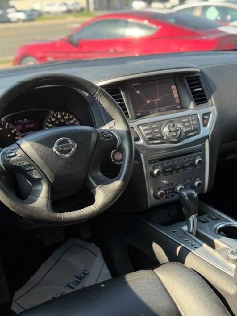 2017 Nissan Pathfinder - $9,899