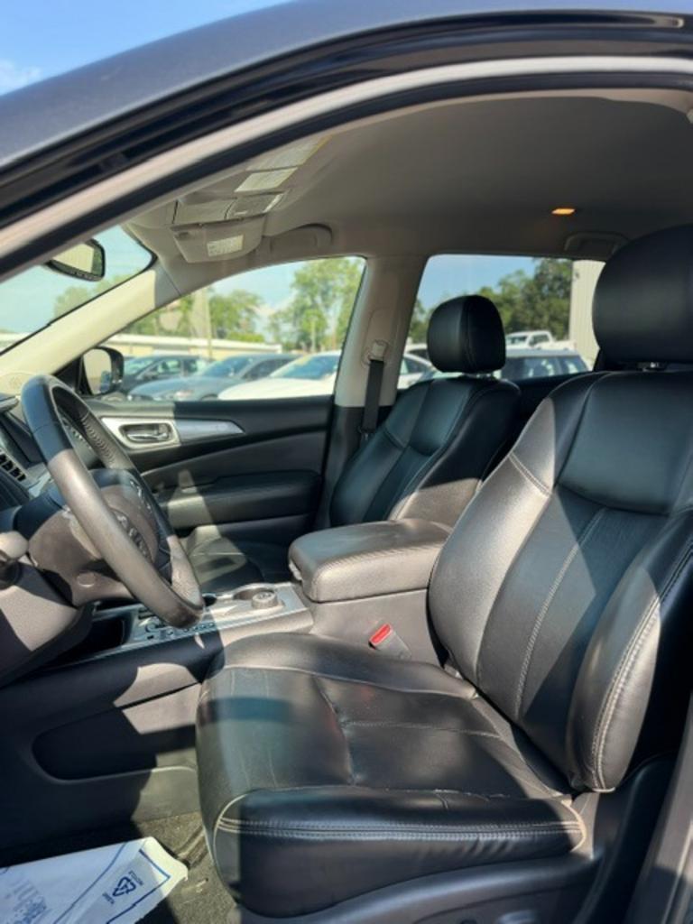 2017 Nissan Pathfinder - $9,899