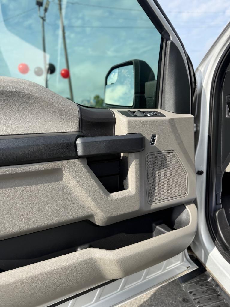 2019 Ford F150 - $29,000