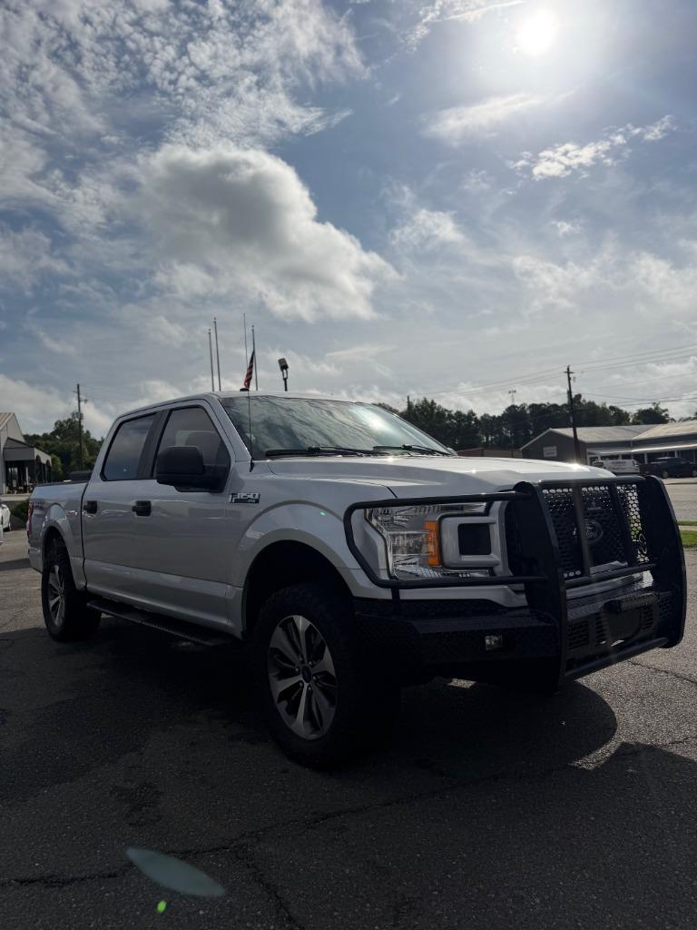 2019 Ford F150 - $29,000