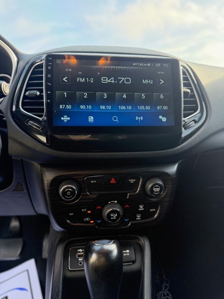 2020 Jeep Compass - $17,900