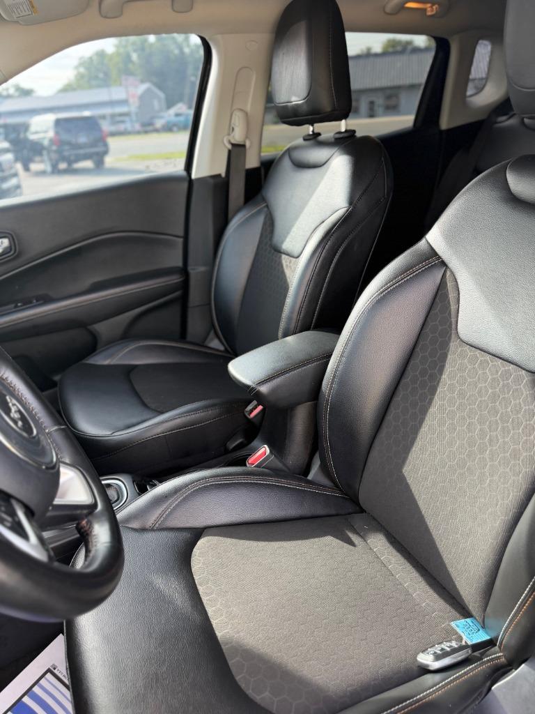 2020 Jeep Compass - $17,900