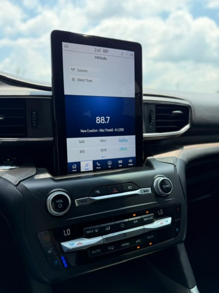 2020 Ford Explorer - $26,275