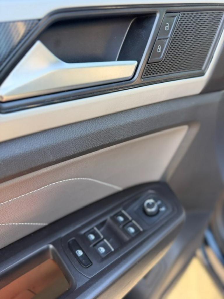 2022 Volkswagen Atlas - $24,875