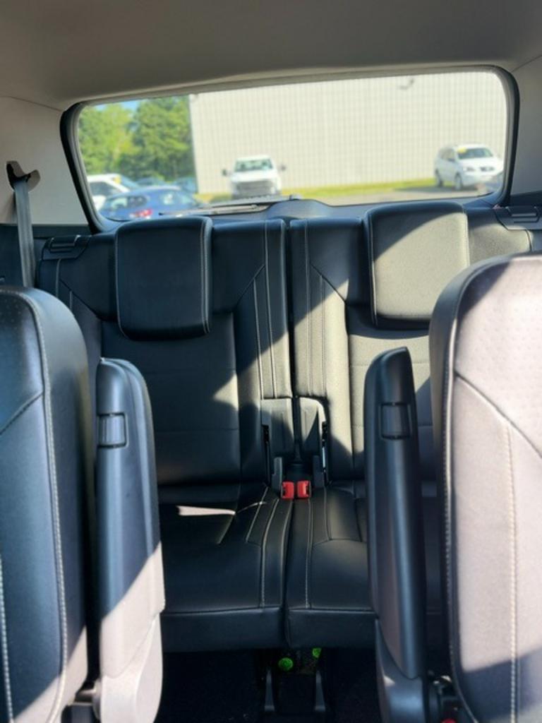 2022 Volkswagen Atlas - $24,875