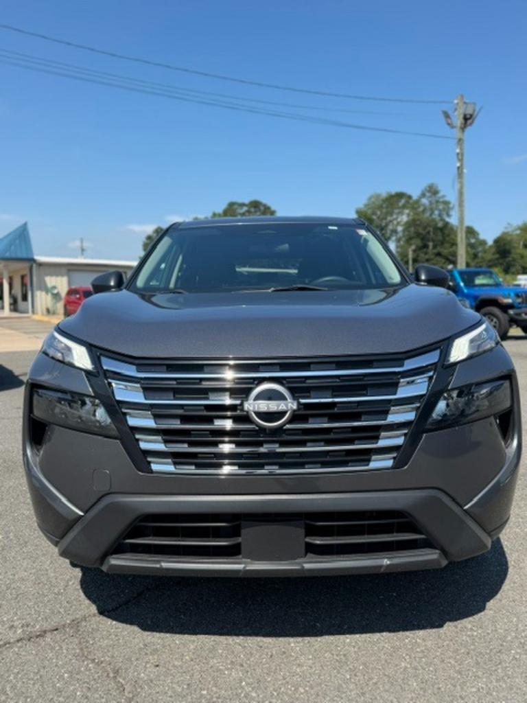 2024 Nissan Rogue - $21,975