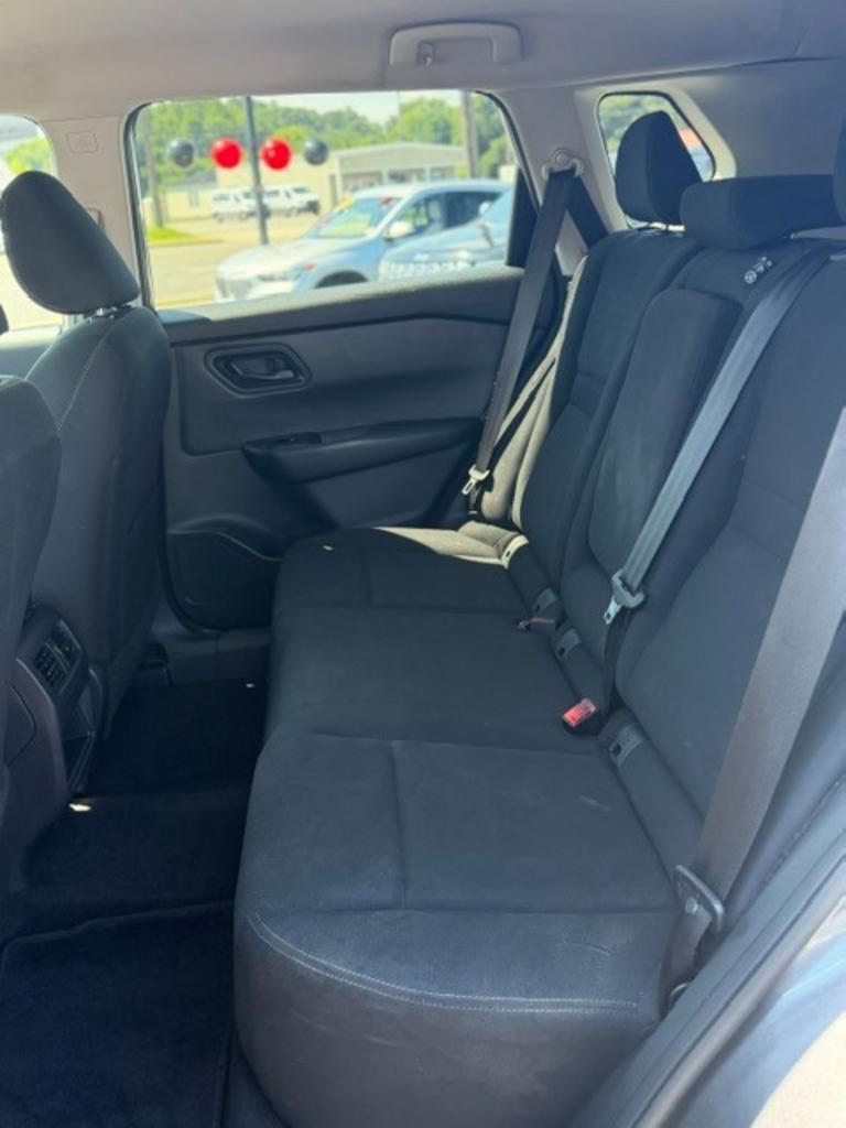 2024 Nissan Rogue - $21,975
