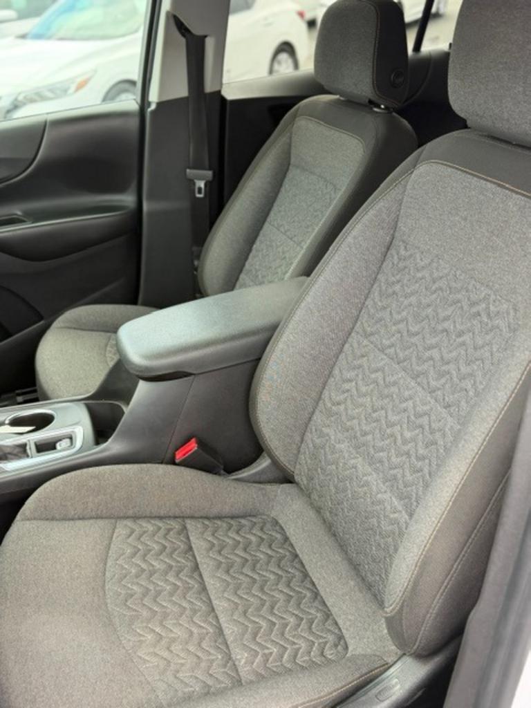 2022 Chevrolet Equinox - $16,950