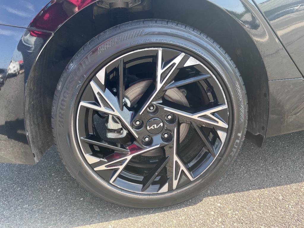 2025 Kia K5 - $29,050
