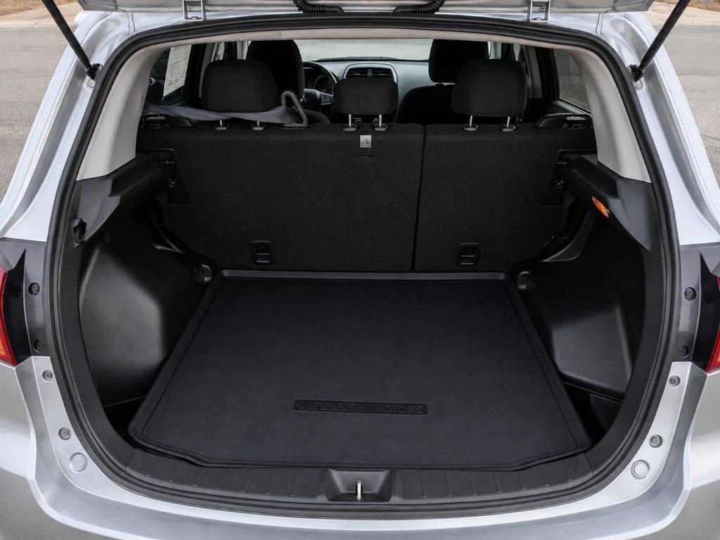 2024 Mitsubishi Outlander - $16,400