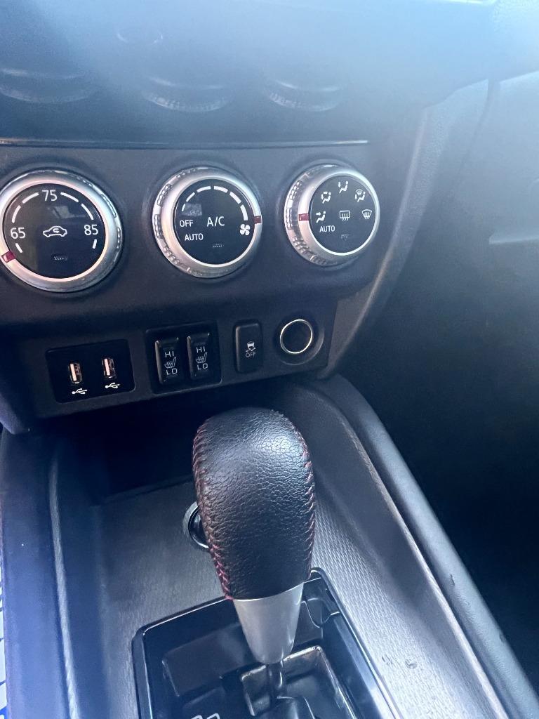 2024 Mitsubishi Outlander - $16,400