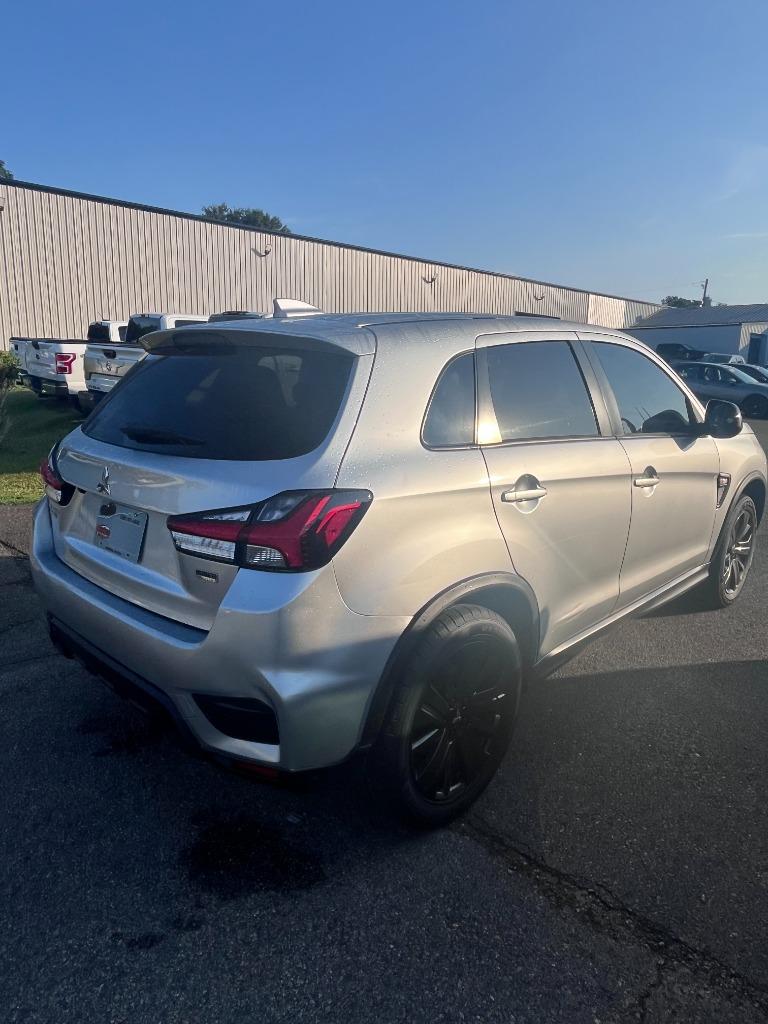 2024 Mitsubishi Outlander - $16,400