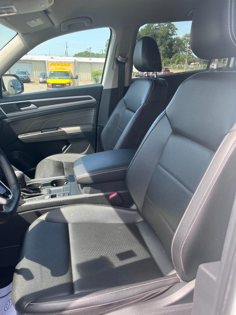 2022 Volkswagen Atlas - $19,975